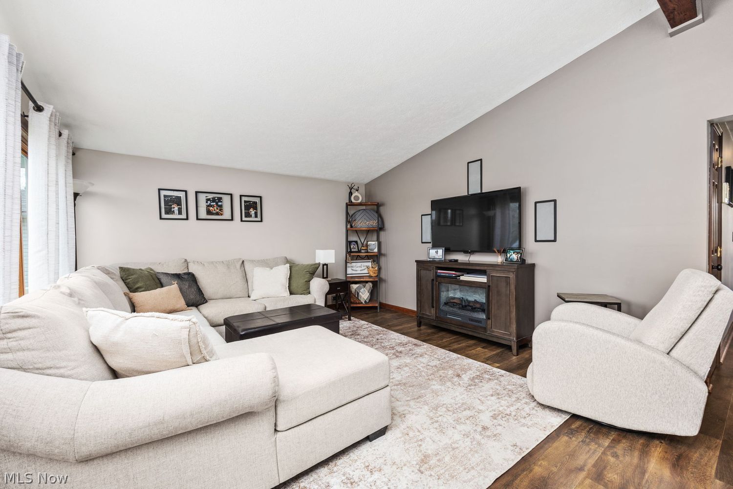 654 Hudak Drive Brunswick OH 44212