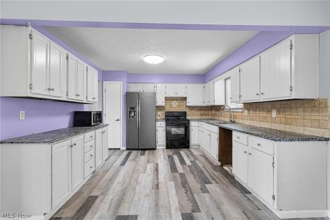 553 Jeanette Street Brunswick OH 44212