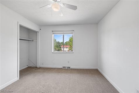 553 Jeanette Street Brunswick OH 44212