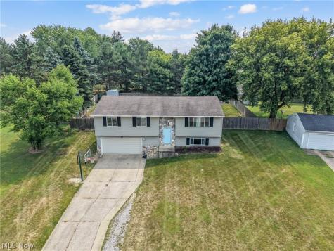 553 Jeanette Street Brunswick OH 44212