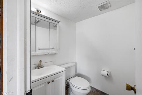 553 Jeanette Street Brunswick OH 44212