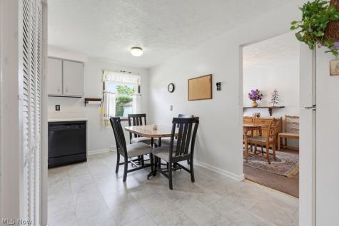 5054 Joseph Street Maple Heights OH 44137
