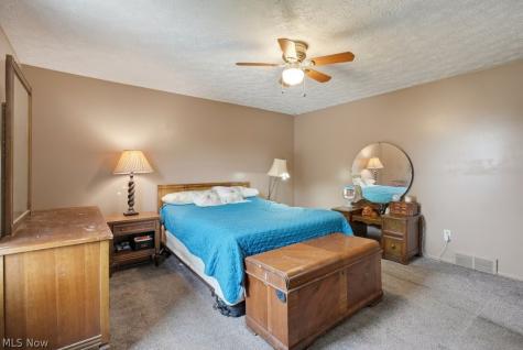 5054 Joseph Street Maple Heights OH 44137
