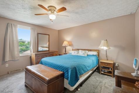 5054 Joseph Street Maple Heights OH 44137