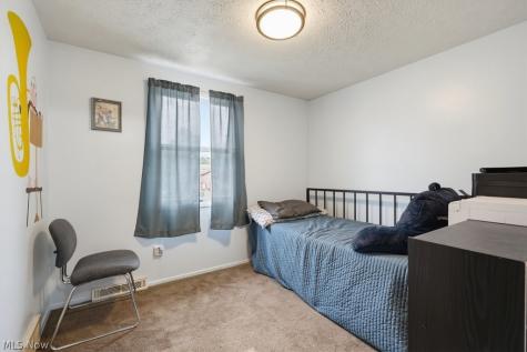 5054 Joseph Street Maple Heights OH 44137