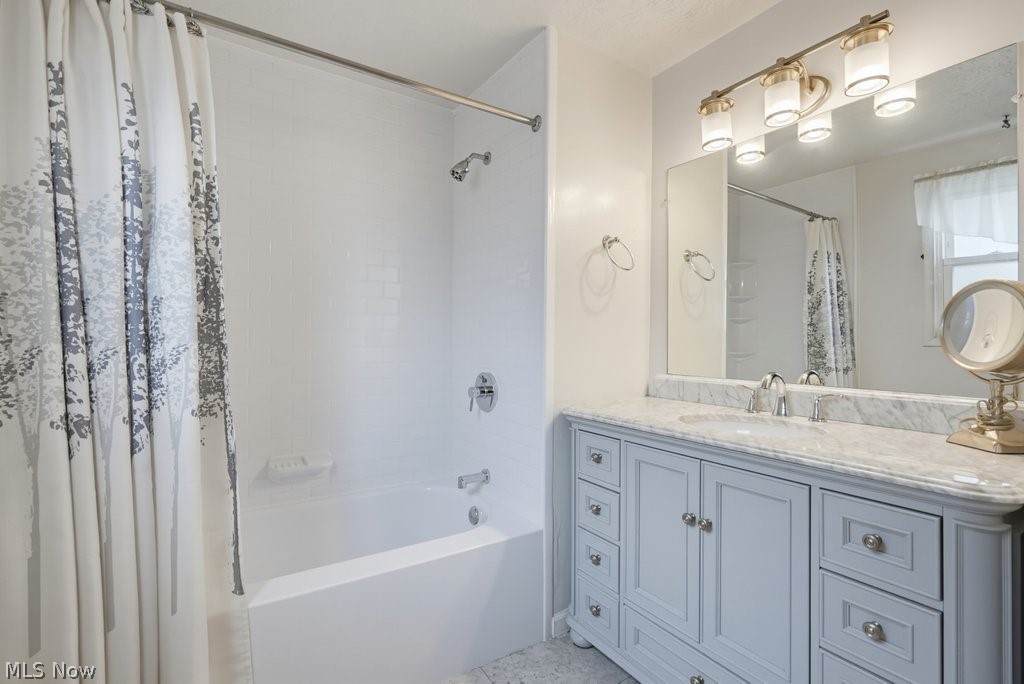 5054 Joseph Street Maple Heights OH 44137