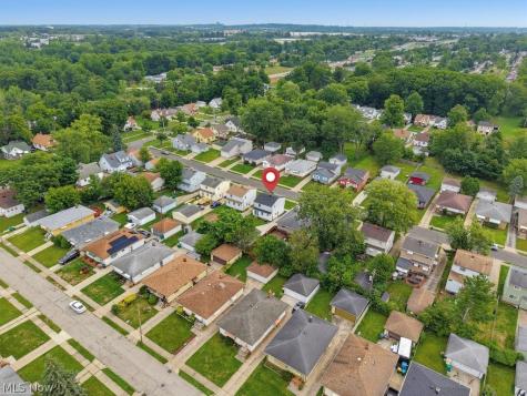 5054 Joseph Street Maple Heights OH 44137