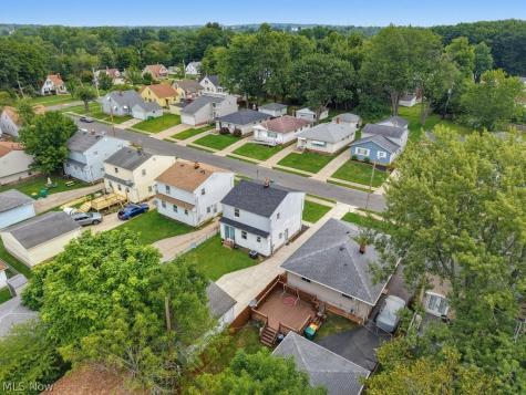 5054 Joseph Street Maple Heights OH 44137