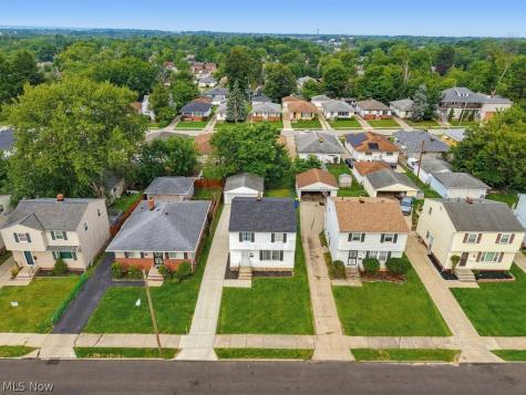 5054 Joseph Street Maple Heights OH 44137