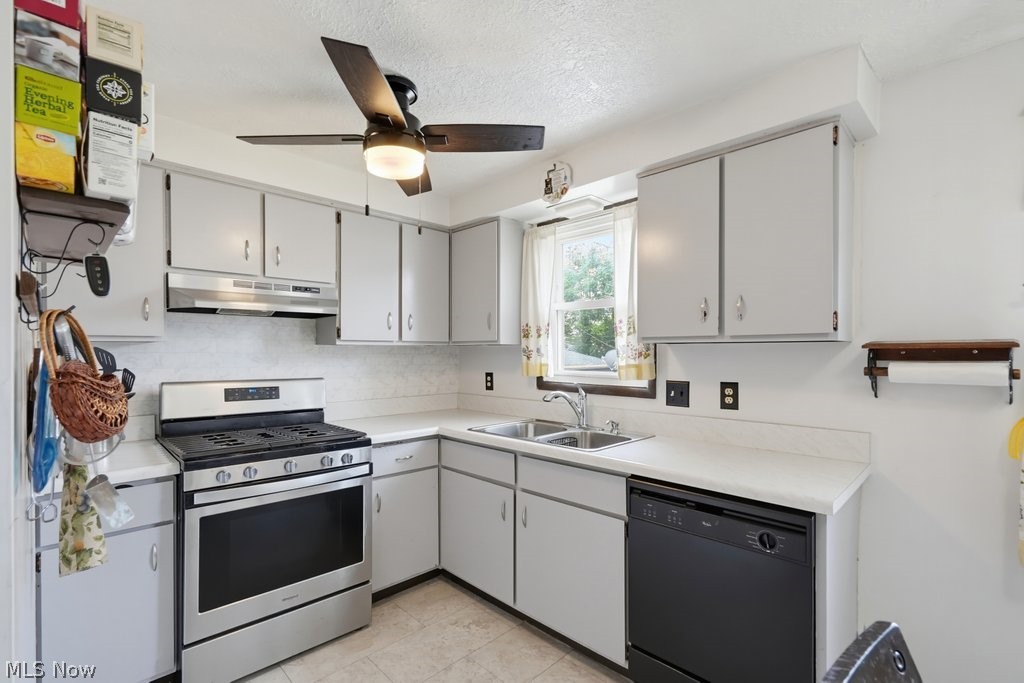 5054 Joseph Street Maple Heights OH 44137