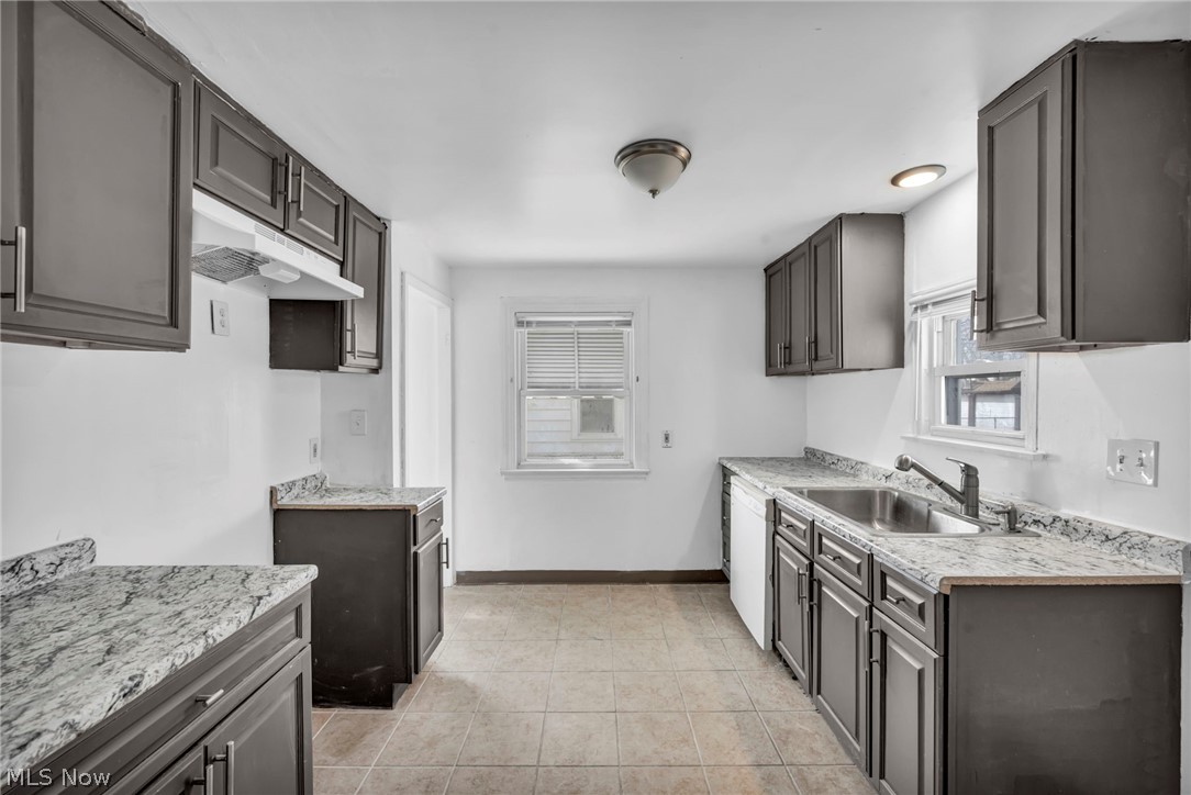 22601 Ivan Avenue Euclid OH 44123