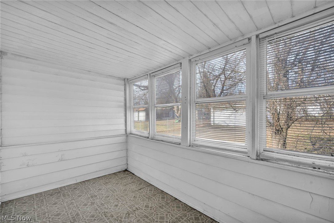 22601 Ivan Avenue Euclid OH 44123