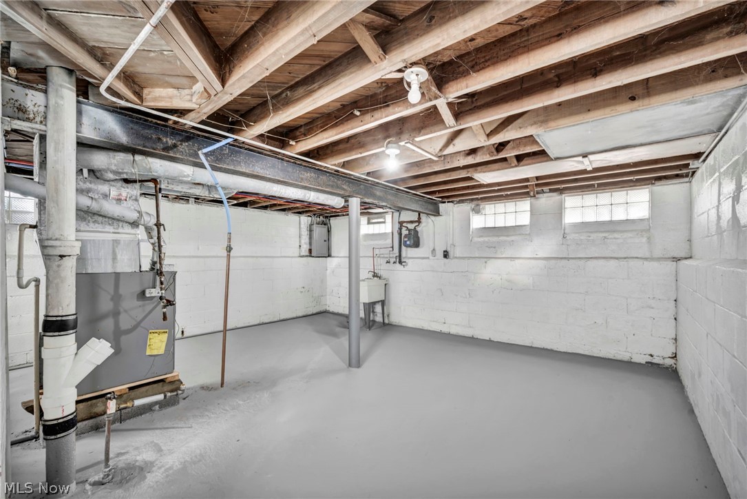 22601 Ivan Avenue Euclid OH 44123