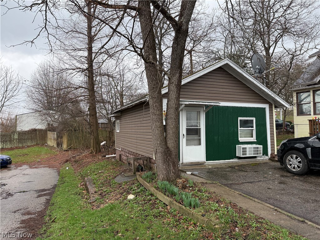 108 Oaklawn Avenue Woodsfield OH 43793