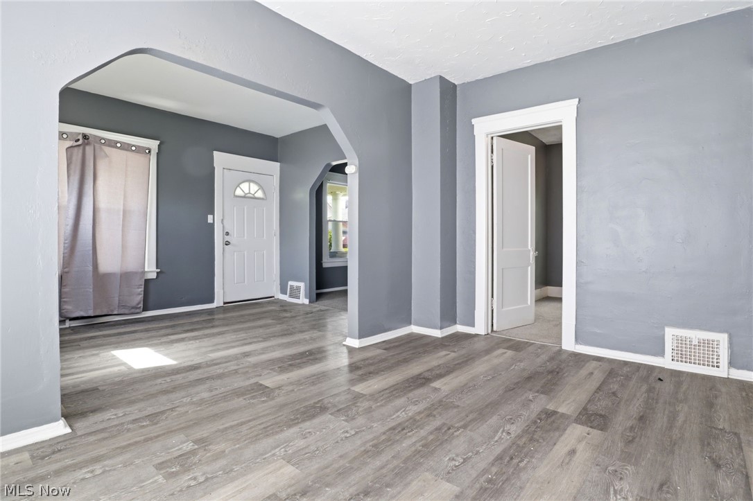 13913 Chapelside Avenue Cleveland OH 44120