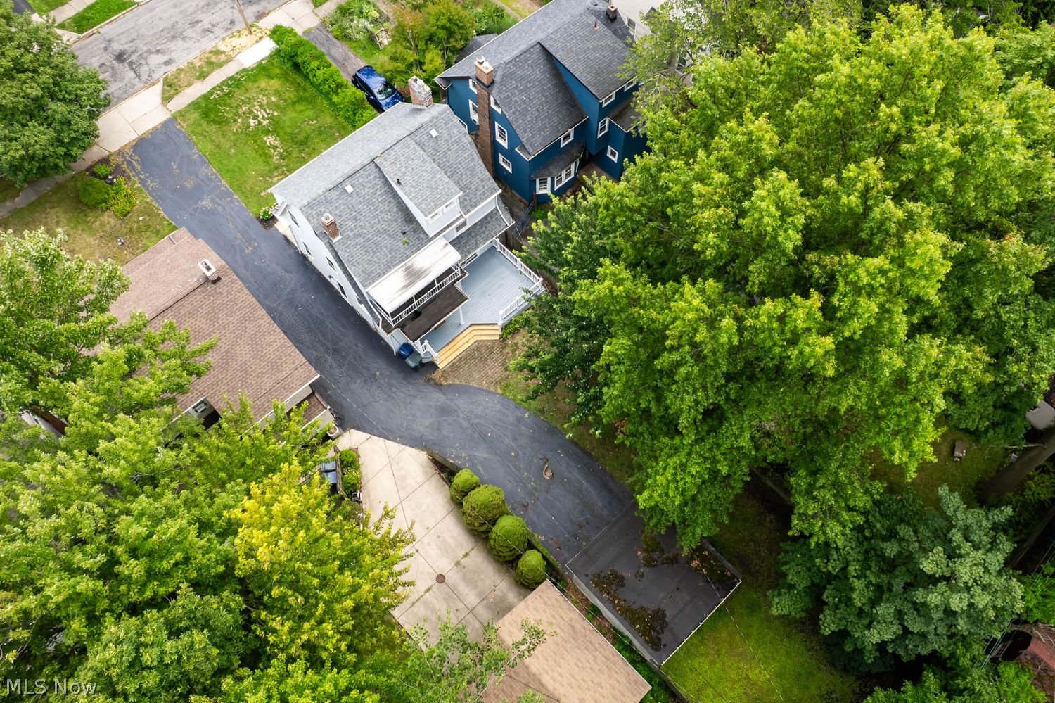 2236 Maplewood Road Cleveland Heights OH 44118