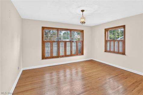 916 Milan Avenue Amherst OH 44001
