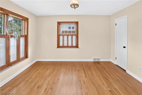 916 Milan Avenue Amherst OH 44001