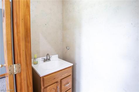 916 Milan Avenue Amherst OH 44001