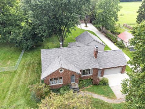 916 Milan Avenue Amherst OH 44001