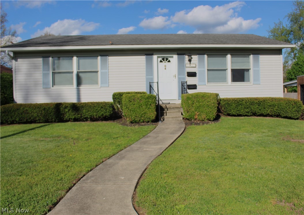 1517 N Walnut Street Dover OH 44622