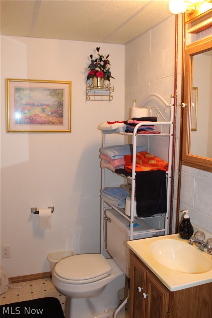 1517 N Walnut Street Dover OH 44622