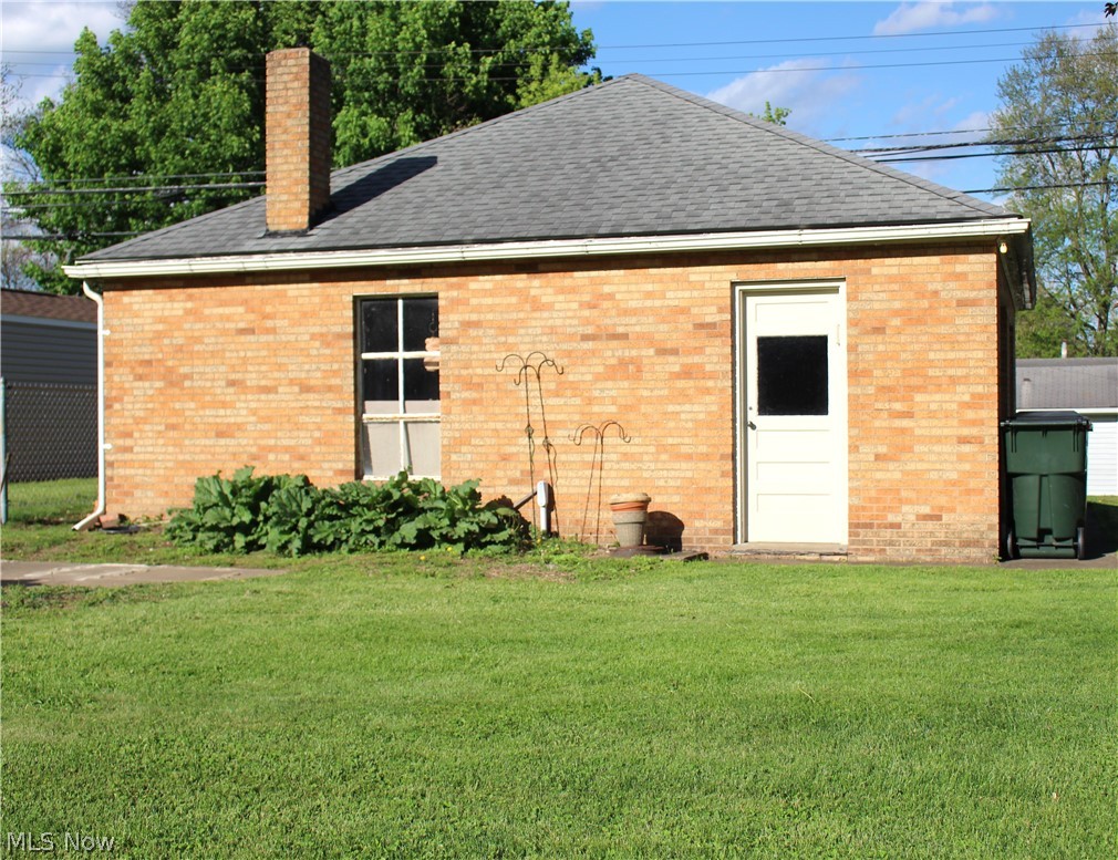1517 N Walnut Street Dover OH 44622
