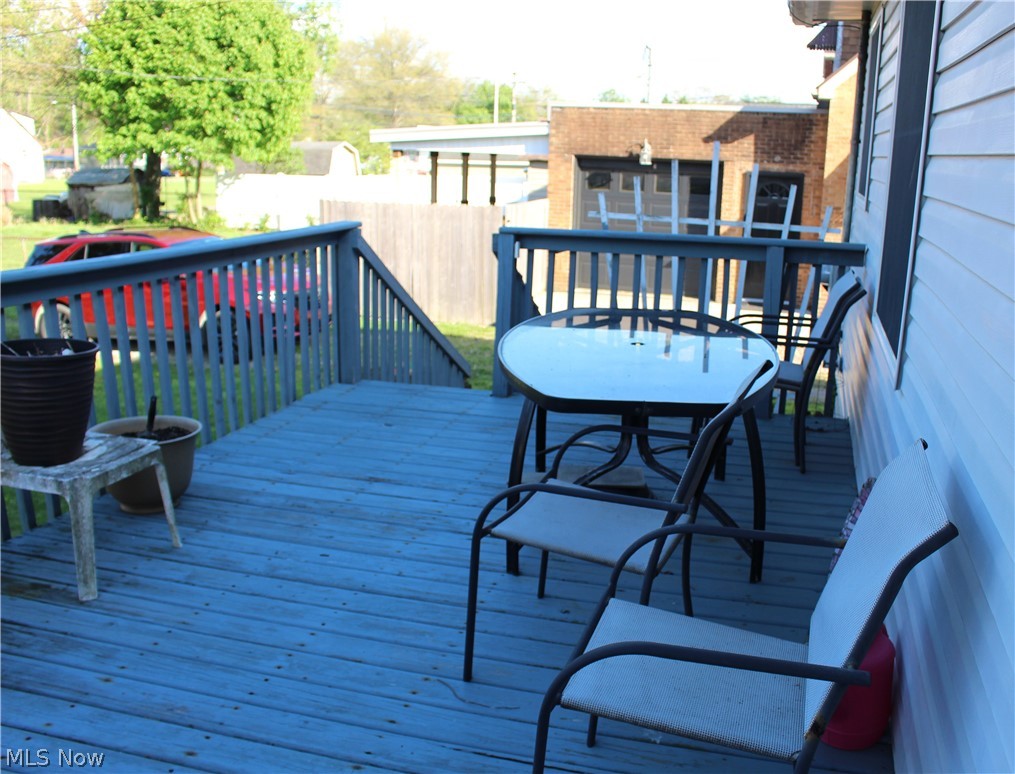 1517 N Walnut Street Dover OH 44622