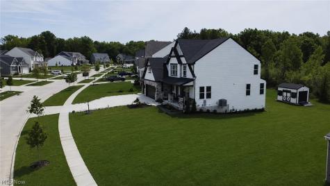2818 Weeping Pine Drive Medina OH 44256