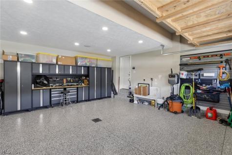 2818 Weeping Pine Drive Medina OH 44256