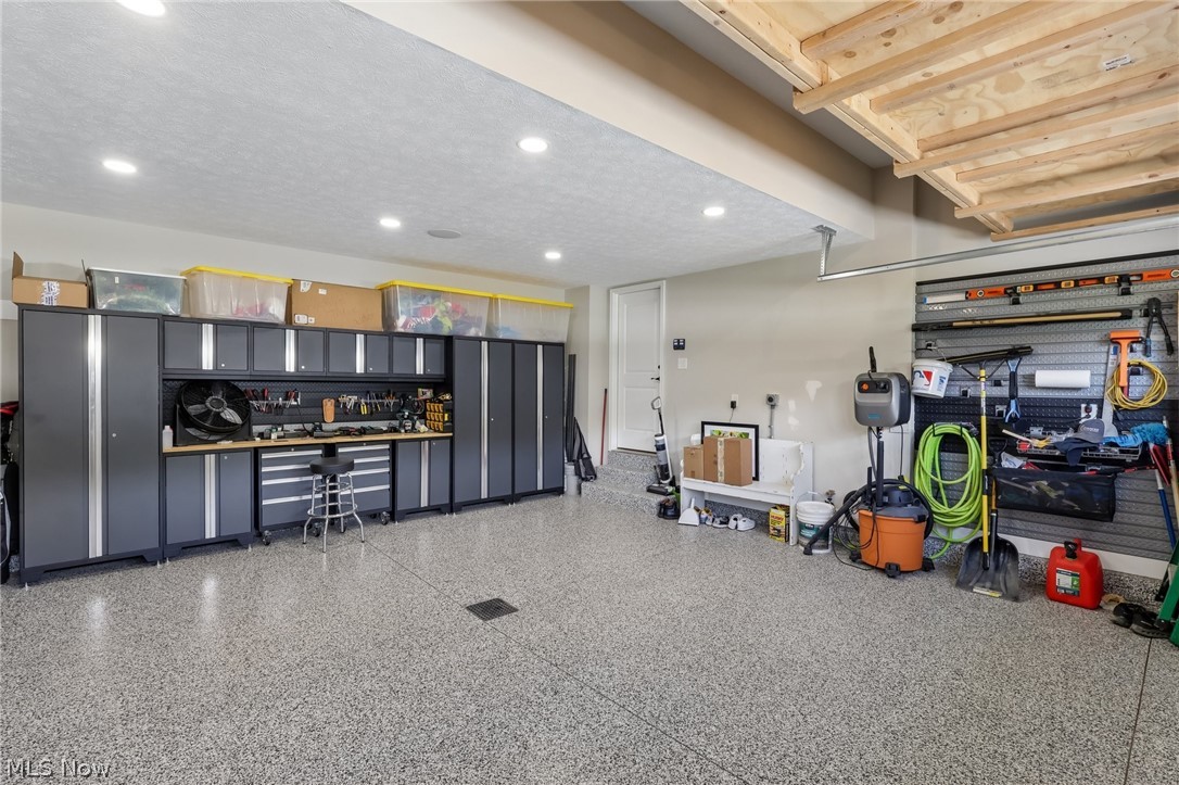 2818 Weeping Pine Drive Medina OH 44256