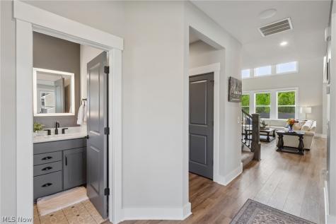 2818 Weeping Pine Drive Medina OH 44256