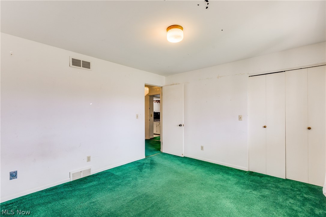 5365 Sampson Drive Girard OH 44420
