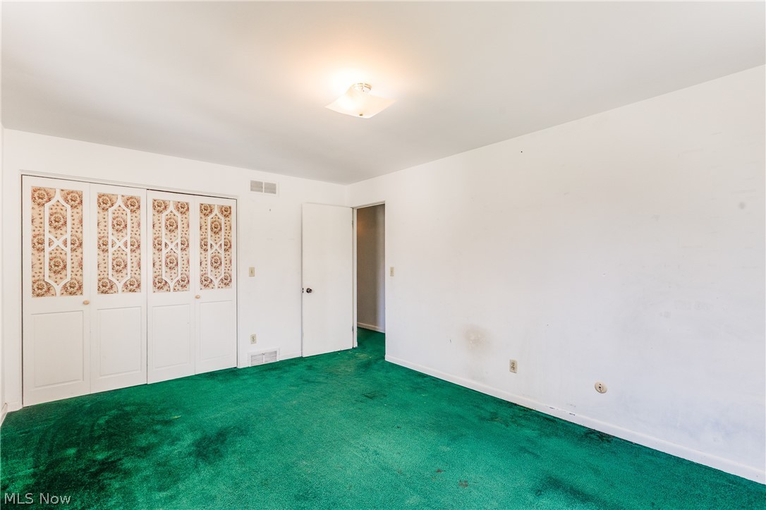 5365 Sampson Drive Girard OH 44420