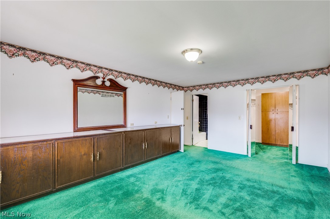 5365 Sampson Drive Girard OH 44420