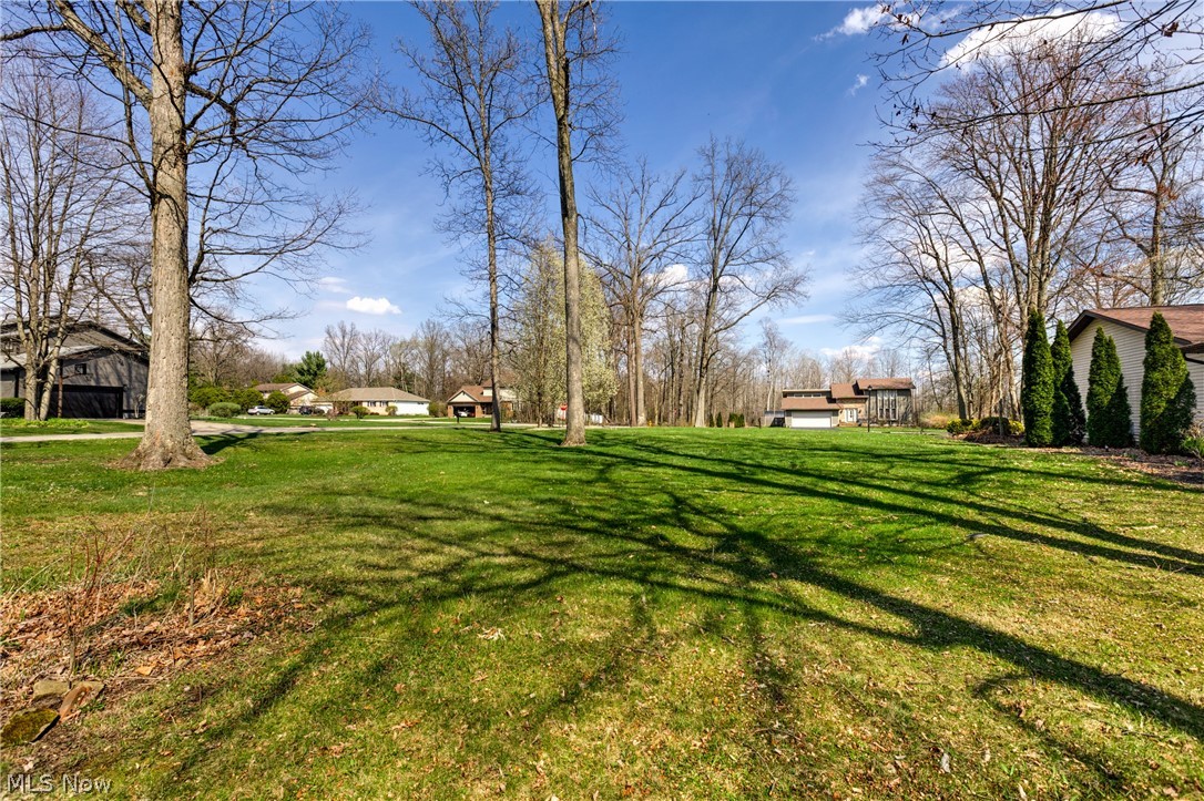 5365 Sampson Drive Girard OH 44420