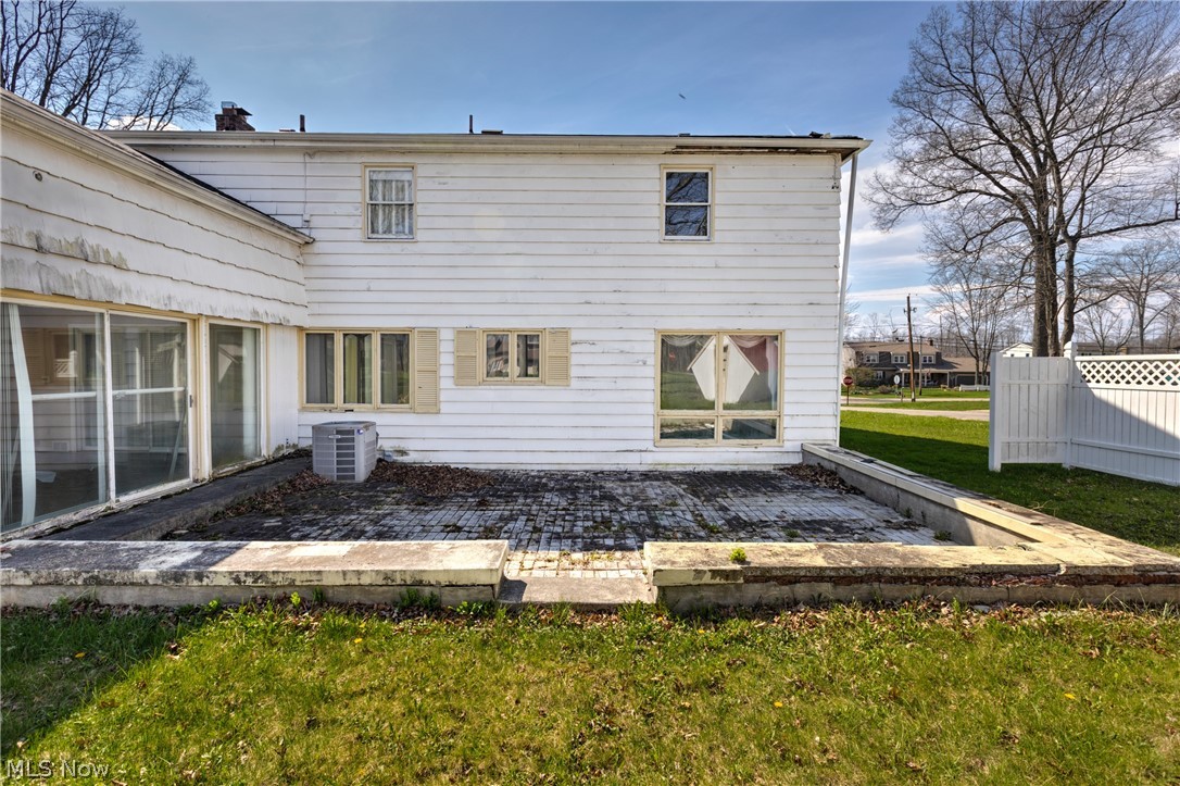 5365 Sampson Drive Girard OH 44420