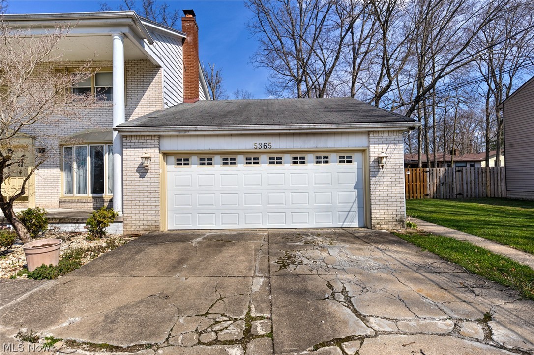 5365 Sampson Drive Girard OH 44420