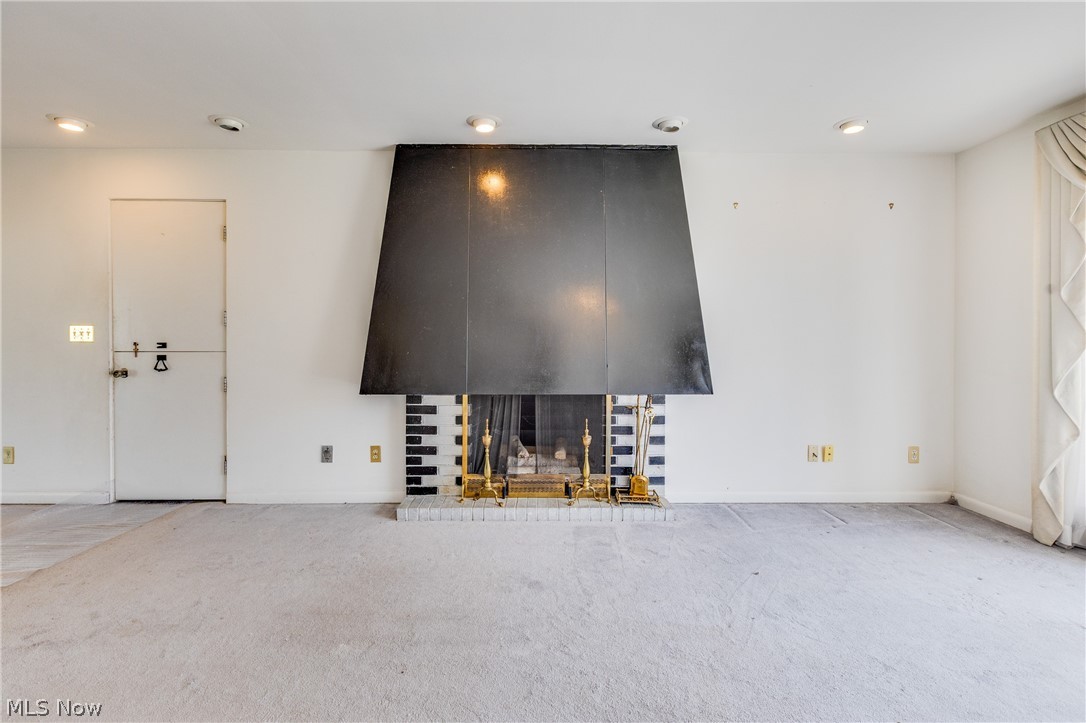5365 Sampson Drive Girard OH 44420