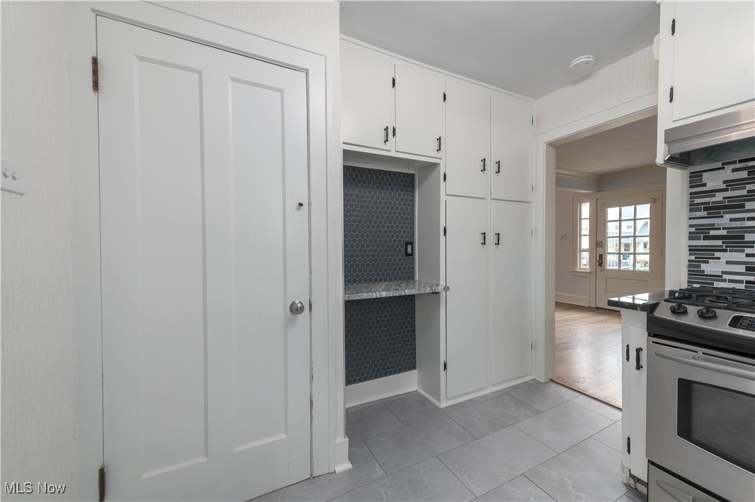 1654 Clarence Avenue Lakewood OH 44107