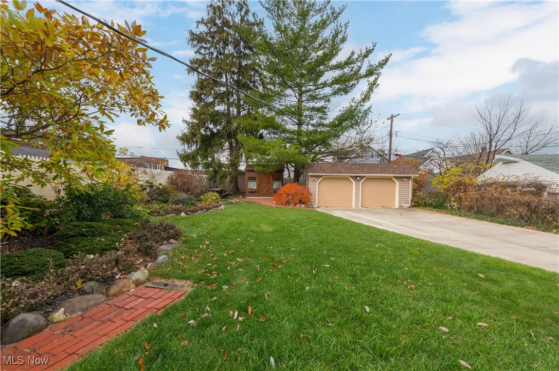 1654 Clarence Avenue Lakewood OH 44107