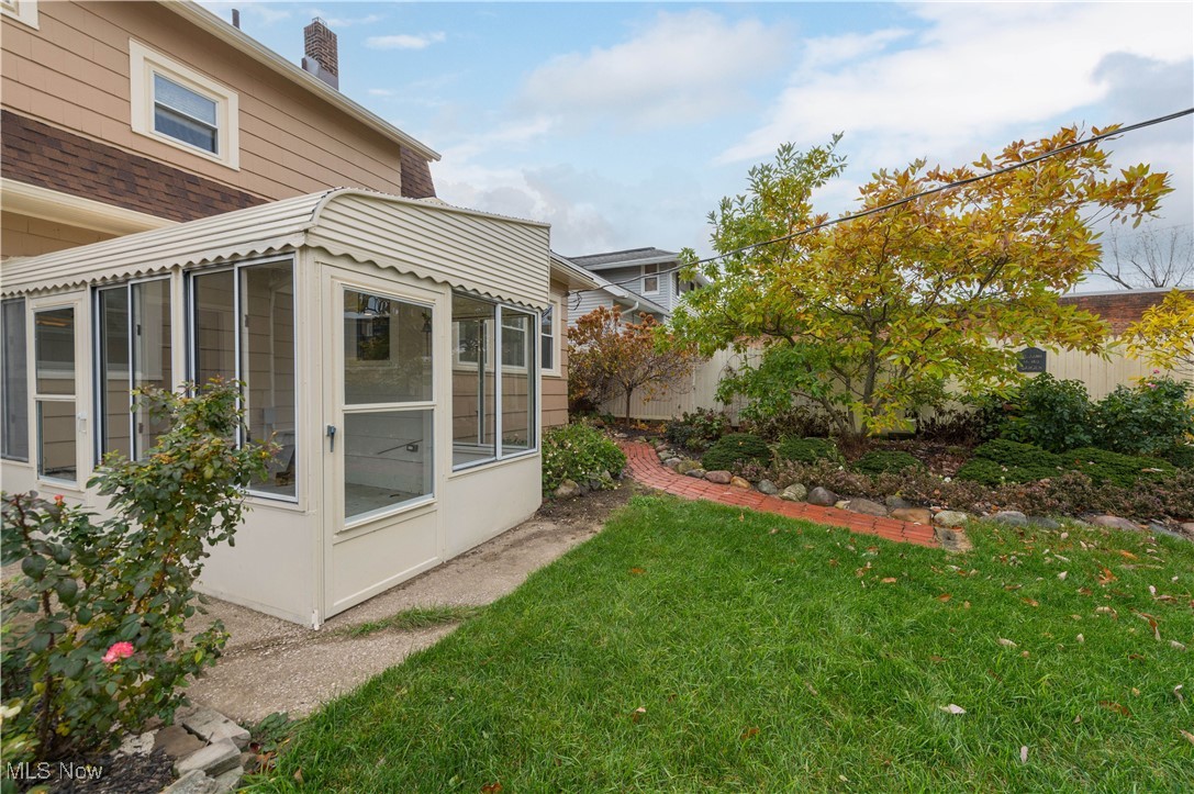 1654 Clarence Avenue Lakewood OH 44107