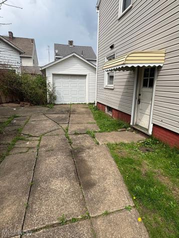 519 17TH Street NW Canton OH 44703
