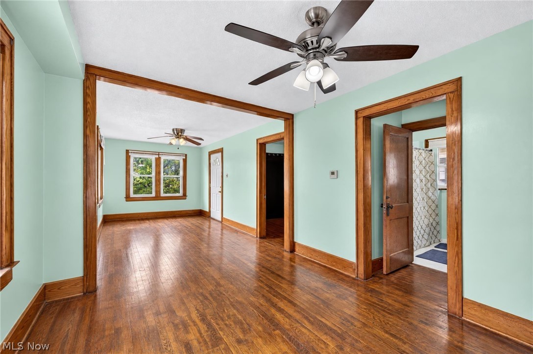1891 Ford Avenue Akron OH 44305