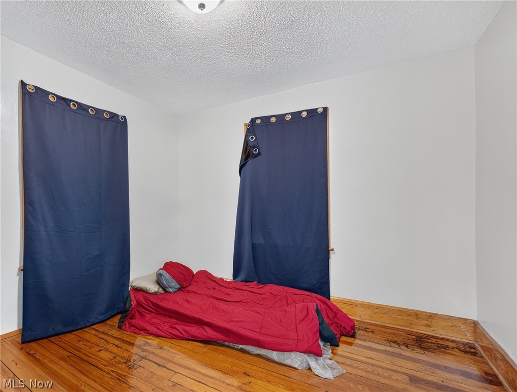 1891 Ford Avenue Akron OH 44305