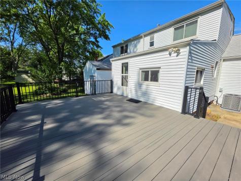 1260 Churchill Road Lyndhurst OH 44124