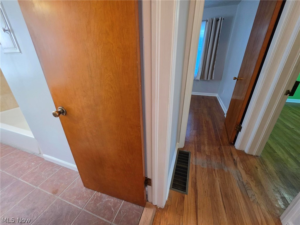 1260 Churchill Road Lyndhurst OH 44124