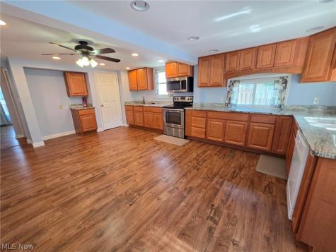 1260 Churchill Road Lyndhurst OH 44124