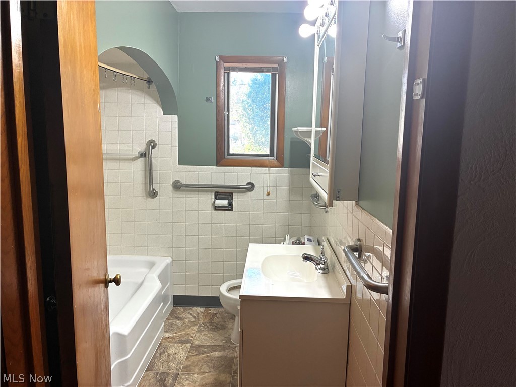 650 Inez East Liverpool OH 43920