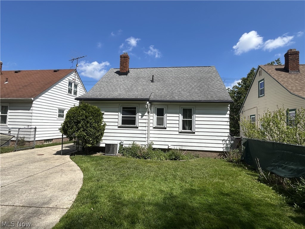 4311 Longwood Avenue Parma OH 44134